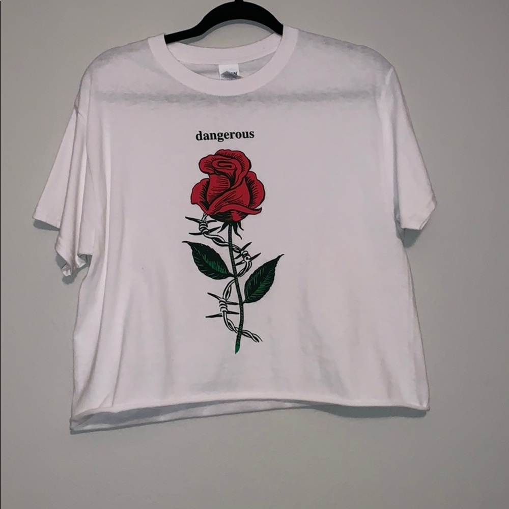 Graphic tee